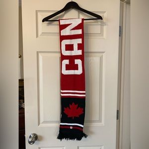 🤩💕🤩New and unworn HBC Olympic Canada Scarf 2018🤩💕🤩